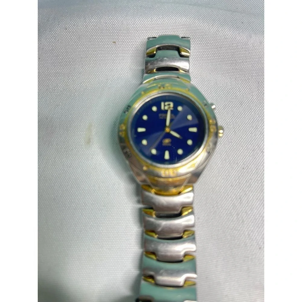 Elegant Two-Tone Stainless Steel Watch‎ with Blue Dial